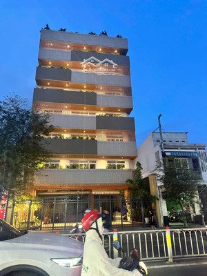 bán tòa nhà chdv siêu vip ung văn khiêm - 12x30m - hầm 7 tầng - hdt: 290tr/tháng