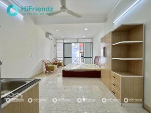 chính chủ cho thuê phòng full nội thất, mới xây ban công gần chợ phạm văn hai ngay sân bay siêu bự