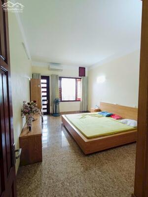 KD lớn nhà MP Hàng Vôi, giá 70 tỷ, 100m2x5T, mới đẹp