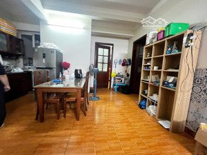 bán gấp căn góc chung cư vip f4 114 trung kính, cầu giấy. 103m2 2pn, full nt. 6,8 tỷ