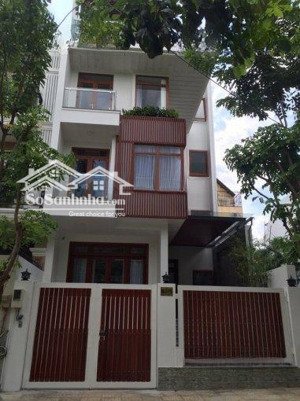 bán tòa khách sạn phan xích long 5x18m 5 lầu, 18 p ,thu nhập 160 triệu 1 tháng chỉ 20.5 tỷ