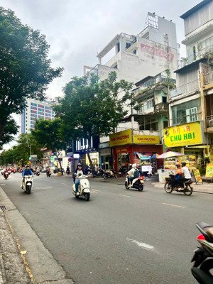 bán nhà hẻm xe hơi lê văn sỹ, quận 3, 3 tầng, 7pn, 40m2, cho thuê 300tr/năm, 8.85 tỷ