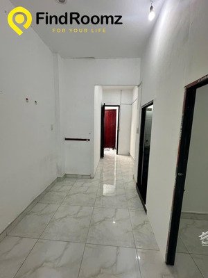 cho thuê 2 phòng ngủ, full nt, tách bếp ngay ngã 5 chuồng cún chỉ 6x