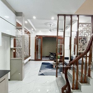 bán nhà 5 tầng phúc lợi - long biên vf3 đỗ cửa