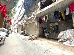 bán nhà ngõ quỳnh hai bà trưng dt 40m x 5t x mt 4,2m giá 13,5 tỷ có thương lượng