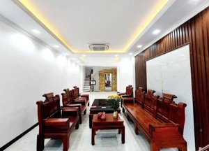 bán nhà khu cổng đồng la khê hà đông dt 50/55m x 7t x mt 4,2m giá 17,3 tỷ có thương lượng