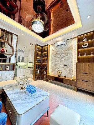 mặt phố hoàng văn thái, ô tô tránh lô góc 3 thoáng, kinh doanh đỉnh 51m2 + mặt tiền 4,5m, giá 22 tỷ