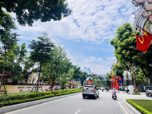 cực phẩm đất tây hồ 210m - mặt tiền rộng, sổ đỏ vuông nở hậu, vị trí vàng view hồ tây.