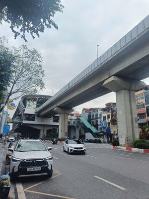 giảm 2 tỷ bán nhà mặt phố quang trung hà đông, 140m2, 34 tỷ