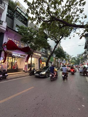 bán nhà mặt phố vĩnh tuy vị trí vàng kinh doanh giá chào: 14,68 tỷ, 35m2x5 tầng