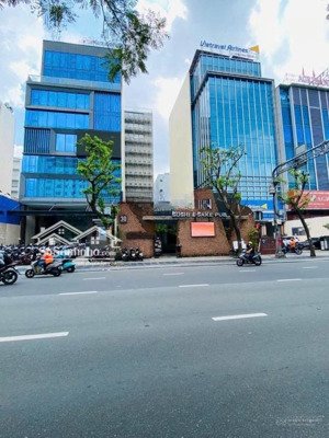 ngộp bank chủ cần bán tòa nhà lê văn sỹ - quận 3 - dt: 7.5 x 20m - hầm 7 tầng - giá chỉ 35 tỷ