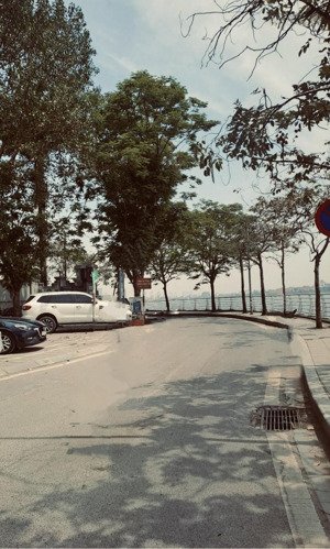 nhà đẹp 7 tầng thang máy full nội thất vị trí hiếm có - diện tích ~50m2