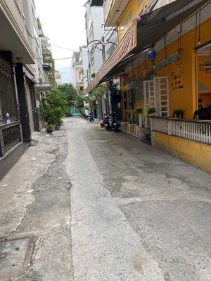 bán nhà đẹp dương đức hiền hẻm xe hơi 7m giá chỉ 7.7 tỷ