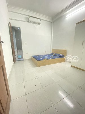chính chủ cho thuê phòng ngõ 63 lê đức thọ có đầy đủ tiện nghi điều hòa, nóng lạnh giá 3 triệu