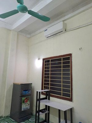 có 1 phòng cho 2 nam sinh viên thuê ở 171/7 thanh nhàn