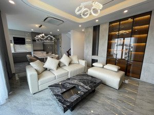 bán nhà ngọc thụy long biên 64m2, 8 tầng, thang máy, gara 2 oto, hiếm view hồ, full đồ, giá 23 tỷ