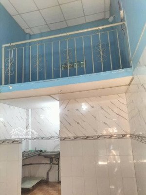 dãy trọ đường ql1a phường thạnh xuân, q12, dt 73m2 (17,6m x4m) dòng tiền 10tr/tháng 4,2tỷ