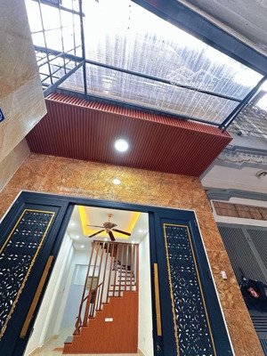 nhà mới đẹp ở luôn vương thừa vũ- ngõ nông gần phố - 50m2 - siêu nhiều tiện ích