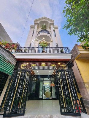 bán nhà 3 tầng mặt tiền lê văn thịnh sát biển, vị trí vàng