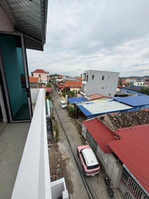 bán nhà 3 tầng lô góc mặt đường thôn thuỷ đường, thuỷ nguyên