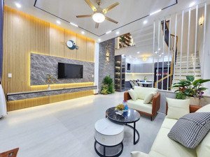 bán gấp, nhà 5 tầng full nội thất âu châu, trung tâm cầu giấy, 8 tỷ