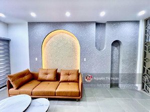 bán nhà phân lô đền lừ 35m2-14,8 tỷ-gara ô tô- kinh doanh