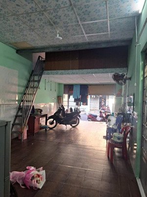 bán nhà cấp 4 phía sau có 6 phòng trọ mặt tiền kinh doanh buôn bán chợ 434 thuận an bình dương