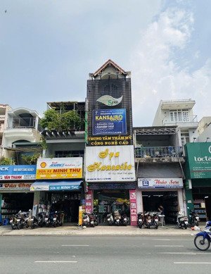 hạ hơn 10tỷ, chủ cần bán gấp nhà mặt tiền đường hoàng văn thụ p4 quận tân bình. dt:4,5x30m giá 25t