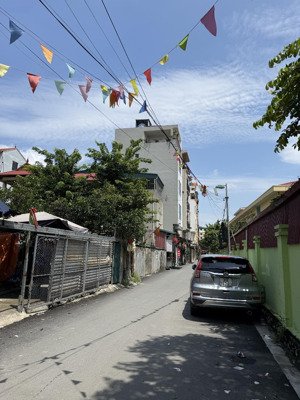 bán nhà 3 tầng đức diễn, gần khu đấu giá 2.5ha phúc diễn. 60m2 gần ô tô, full tiện ích.