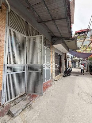 bán gấp nhà quận đống đa - ngõ thông 3m,nhà dân tự xây-gần phố 30m,kinh doanh-45m 4 tầng 9.5 tỷ