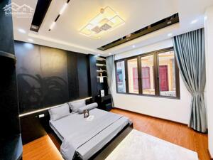 CẦN BÁN GẤP NHÀ PHƯƠNG MAI ĐỐNG ĐA 45m2, 4 TẦNG MẶT TIỀN 4,1m GIÁ 10.8 TỶ