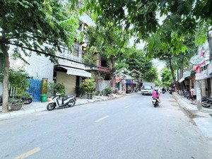 cần bán nhà 2 tầng 1 tum mt nguyễn phước nguyên kiên cố đẹp