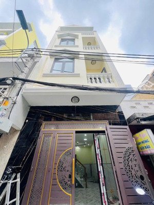 cô linh đi định cư cần bán gấp nhà phan đình phùng 39.4m2 giá ưu đãi 2 tỷ 65, sẵn shr