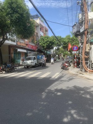 90m2 lô góc 2 mặt tiền kinh doanh, trung tâm hải châu, vị trí cực đẹp chỉ 12.8 tỷ châu thượng văn.