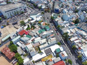 bán nhanh lô góc hẻm lê hồng phong, ngay siêu thị copmark nha trang