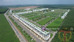 lô đất nền duy nhất đối diện công viên 2ha, giá cực rẻ cho kh đầu tư cất cánh cùng sân bay log thah