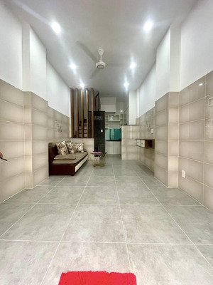 chính chủ gửi bán nhà vạn kiếp mới 100%- giá chỉ 5,4 tỷ full nt có thể ở liền