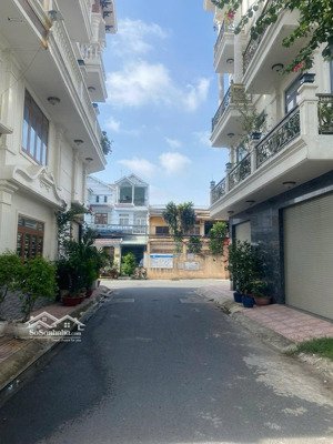 bán nhà hẻm 703 lê trọng tấn, bình tân, khu phân lô, dt 4.3x14m 1trệt 1lửng 2lầu st, giá 7.5tỷ tl