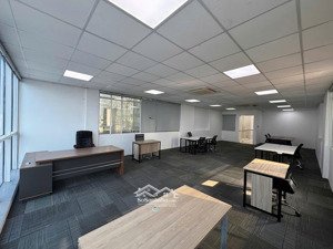 văn phòng cmt8 - quận 3 giá cực rẻ chỉ 25tr - miễn phí ot. lh: 