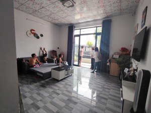 bán nhà 7,5*16 ngay dinh cô long hải, thích hợp làm homestay, cho thuê dl