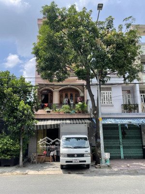 mặt tiền kd đa ngành khu vip tên lửa, đường nhựa 12m có lề -80m2, ngang 5m, 4 tầng, chỉ 9 tỷ hơn