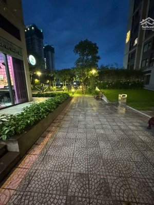 cho thuê shop chân đế tòa s101 vincom oceanpark