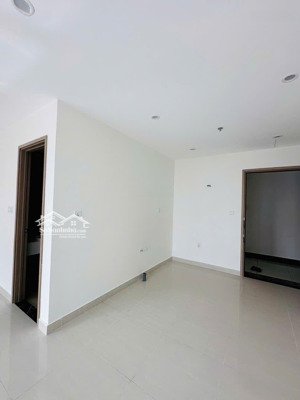 chính chủ cần bán gấp căn 2pn+ vinhomes grand park giá 3.1tỷ diện tích 70m2 đã có sổ lh 