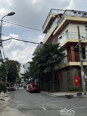 bán nhà mặt tiền. 5 tầng. ngang khủng 8,3m. đang khoán 30tr/th. đường trải trựa 10m. hơn 13tỷ tl