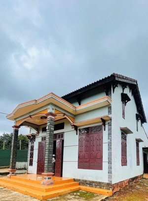 chính chủ! 2000m2 sở hữu trùm khu nghỉ dưỡng có sẵn biệt thự gỗ 2 tầngthổ cư gỗ xịn 150m2, chỉ 4 tỷ