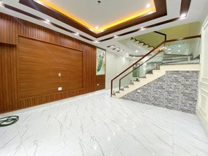 cho thuê nhà liền kề nguyên căn vinhomes marina, hải phòng