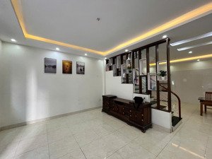bán nhà 3 tầng phường cao xanh, tỉnh quảng ninh.
