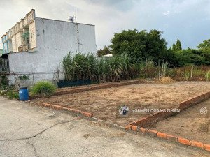 tôi đang kẹt tiền bank bán đất tân kim, cần giuộc, long an, 115m2, giá bán 575 triệu !