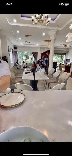 chính chủ bán biệt thự đẳng cấp