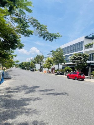 hàng hiếm view sông gói 5 mỹ gia, đường to 27m, hướng đông, giá chỉ 6 tỷ 9 (bao tất cả)